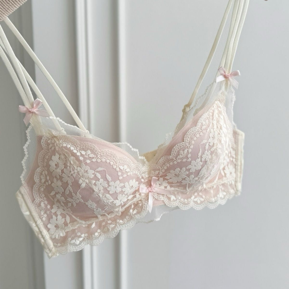 French Lace Wireless Push-Up Bra Set