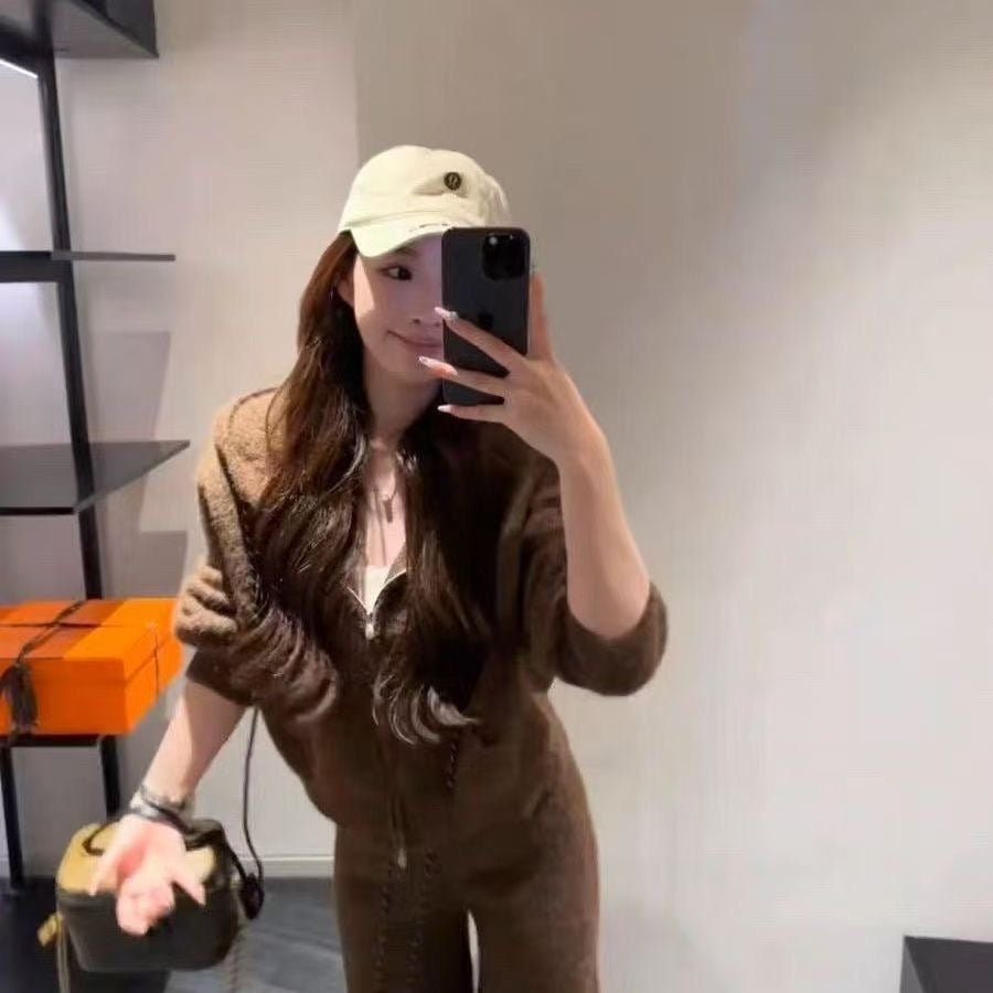 Women's Plush Zip-Up Hoodie & Wide-Leg Pants Set
