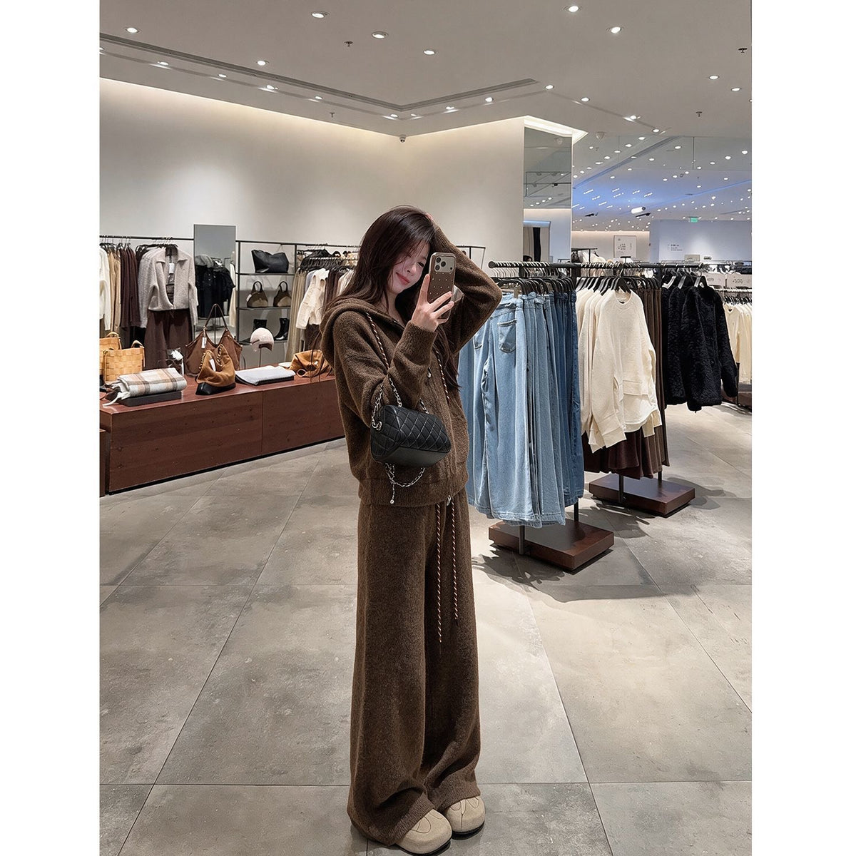 Women's Plush Zip-Up Hoodie & Wide-Leg Pants Set
