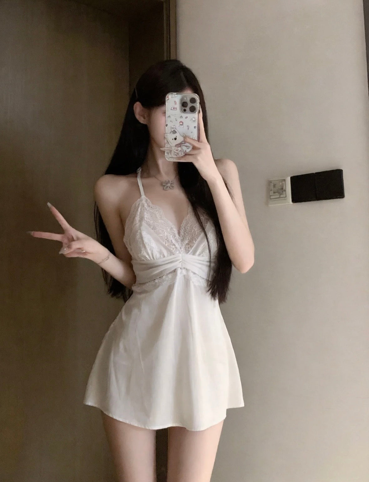 性感美背｜富家千金性感露背睡裙