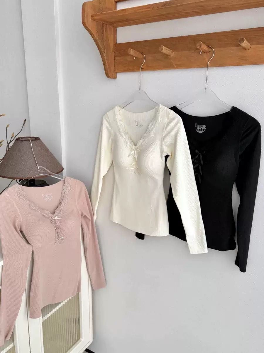 Lace-Trim Ribbed Thermal Top with Warming Patch