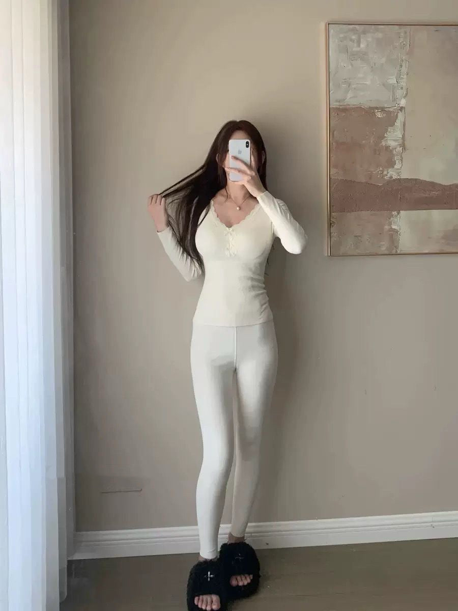 Lace-Trim Ribbed Thermal Top with Warming Patch