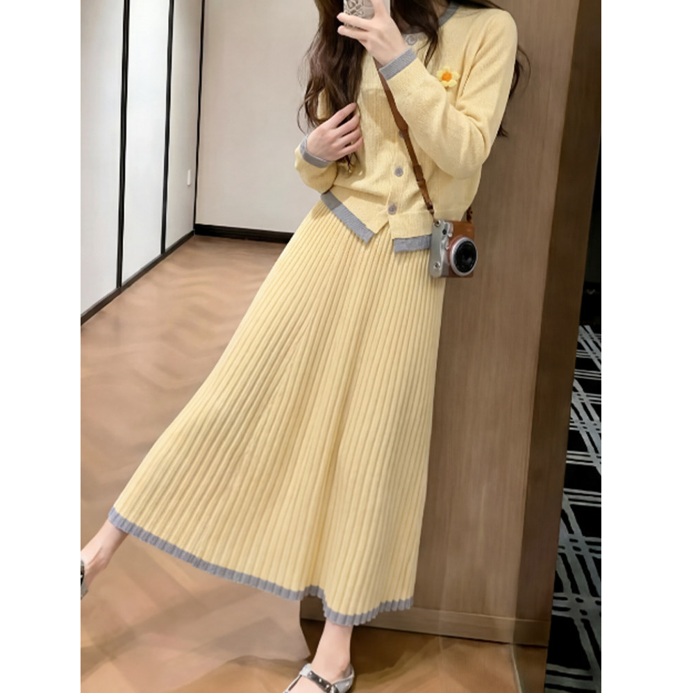 Chick Yellow Knit Cardigan & Pleated Skirt Set – Cute Two-Piece Outfit