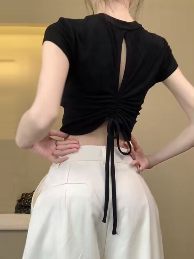 简约高弹背后系带上衣