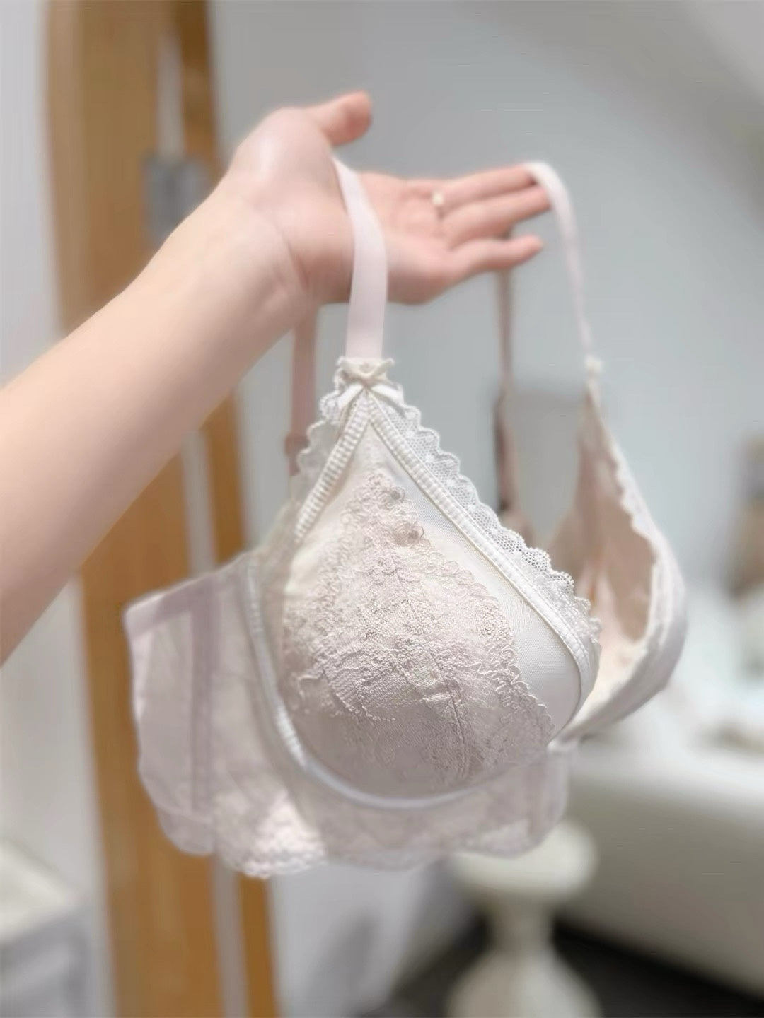 AiryLift Push-Up Anti-Sagging Wireless Bra