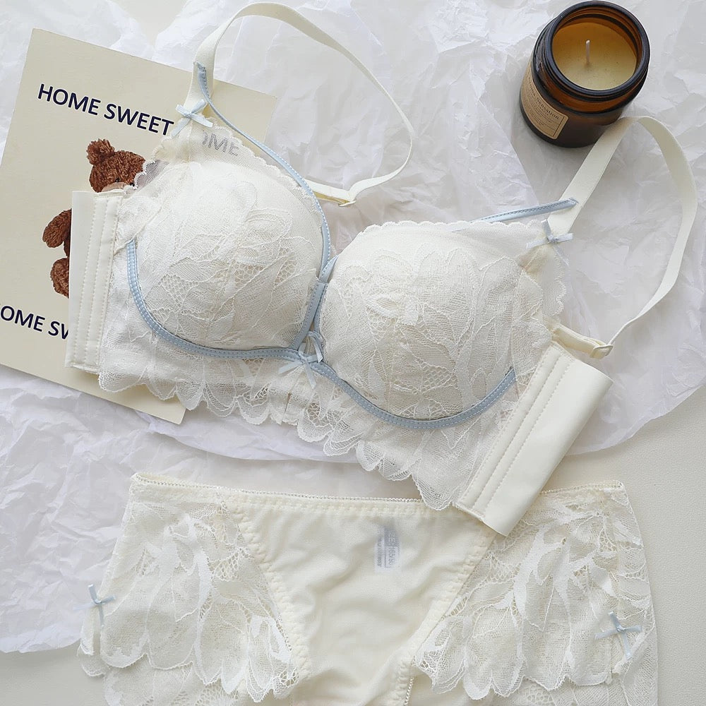 French Lift™ Wireless Lace Bra Set – Ultra Light, Deep V Support