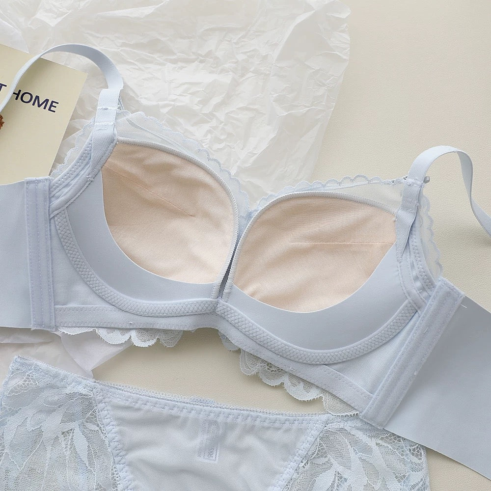 French Lift™ Wireless Lace Bra Set – Ultra Light, Deep V Support