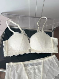 Lace Sculpt – Backless Front-Clasp Lingerie Set