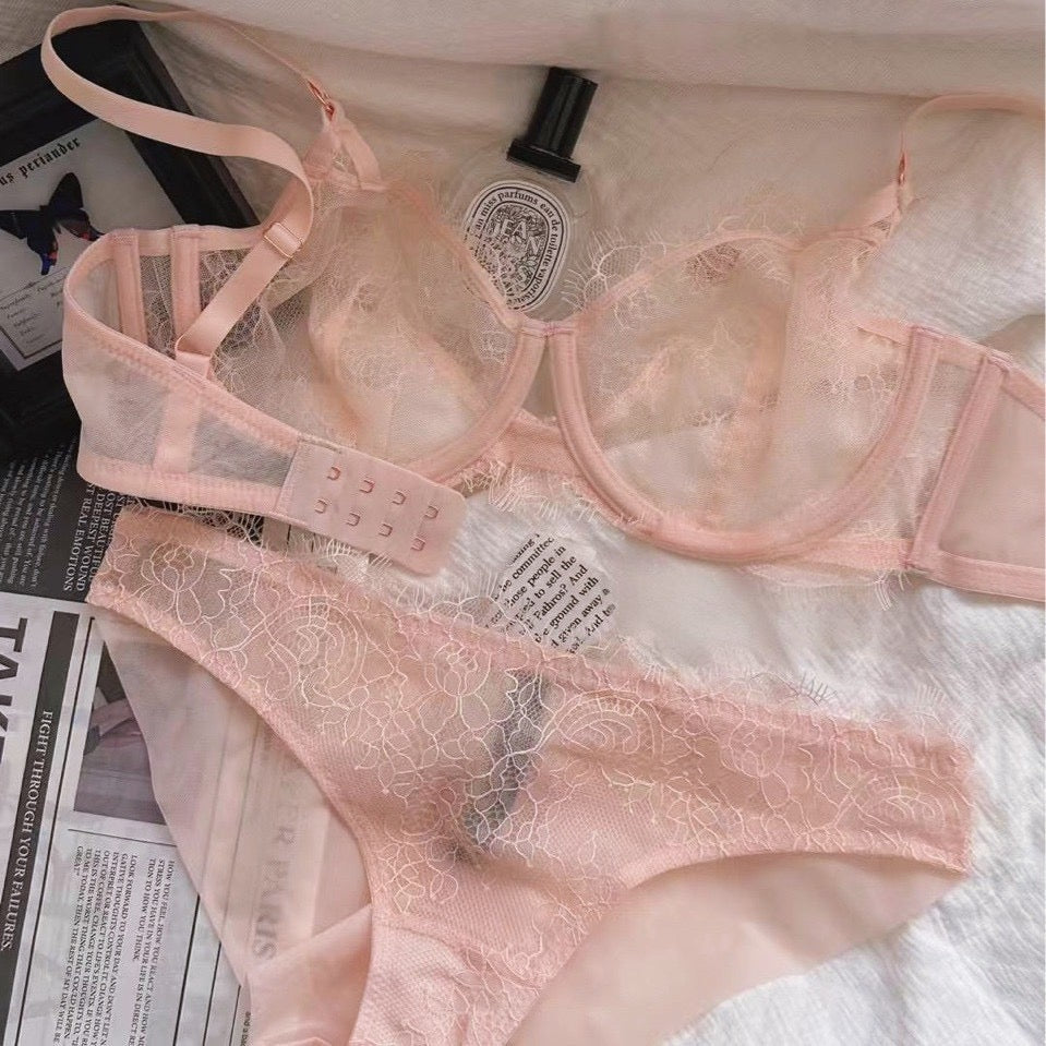 Soft Lace Underwire Bra and Panty Set