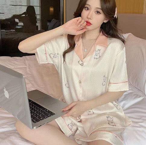 Cute Bunny Print Silky Smooth Short Sleeve Pajamas