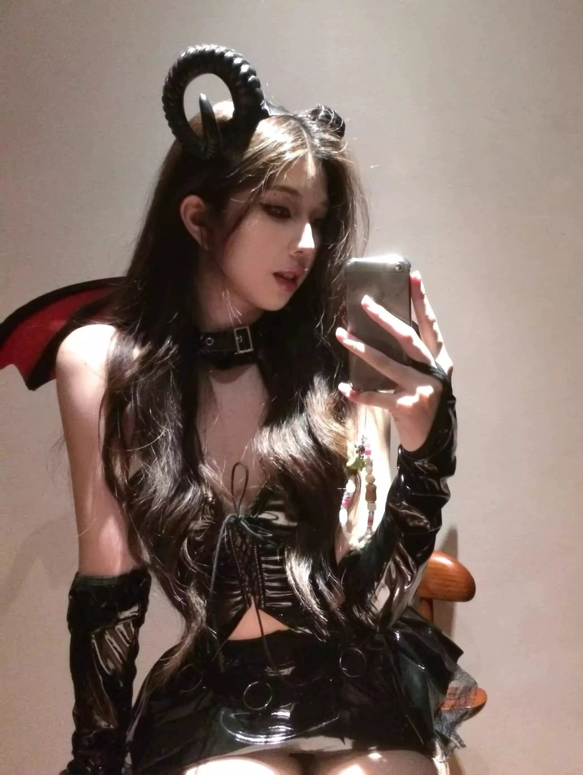 调皮小恶魔曲线紧身裙