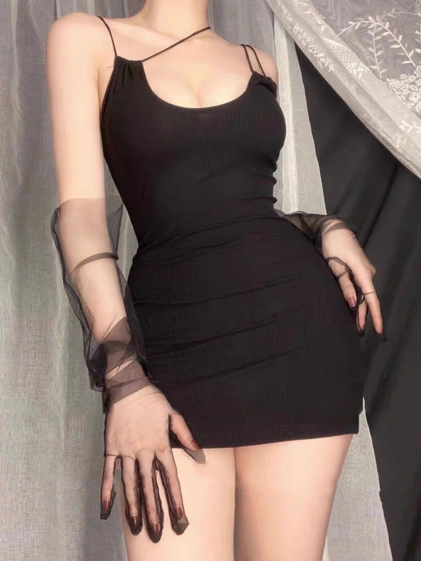 紧身开裆裹臀连体衣