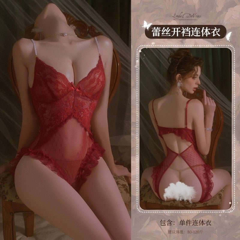 精品蕾丝深V聚拢连体内衣丝袜套装