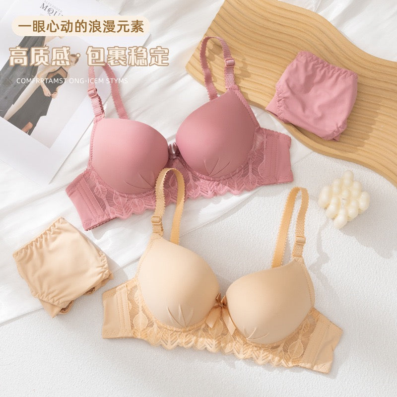 CloudLift Padded Soft Underwire Lace Bra & Panty Set