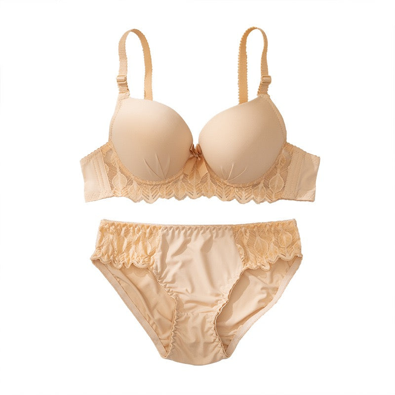 CloudLift Padded Soft Underwire Lace Bra & Panty Set