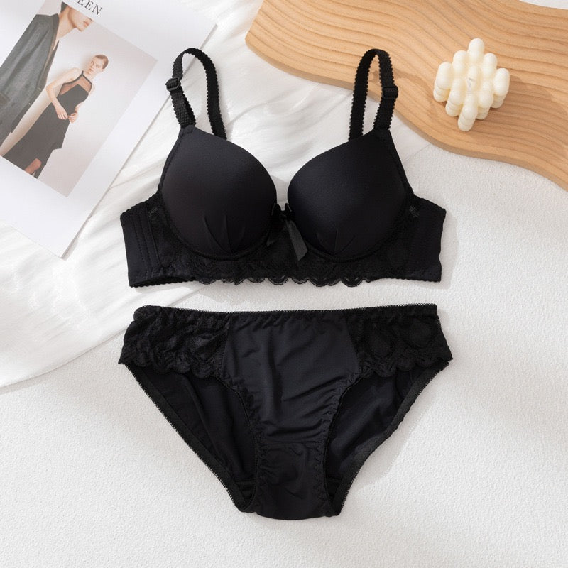 CloudLift Padded Soft Underwire Lace Bra & Panty Set
