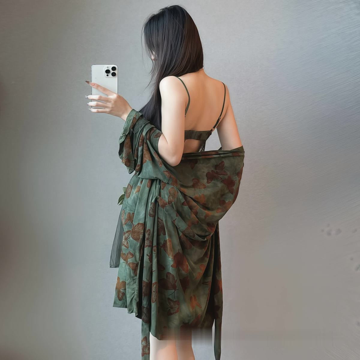 Butterfly Padded High-Slit Nightdress & Robe Set