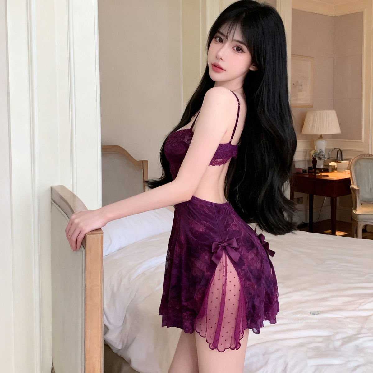 Butterfly Padded High-Slit Nightdress & Robe Set