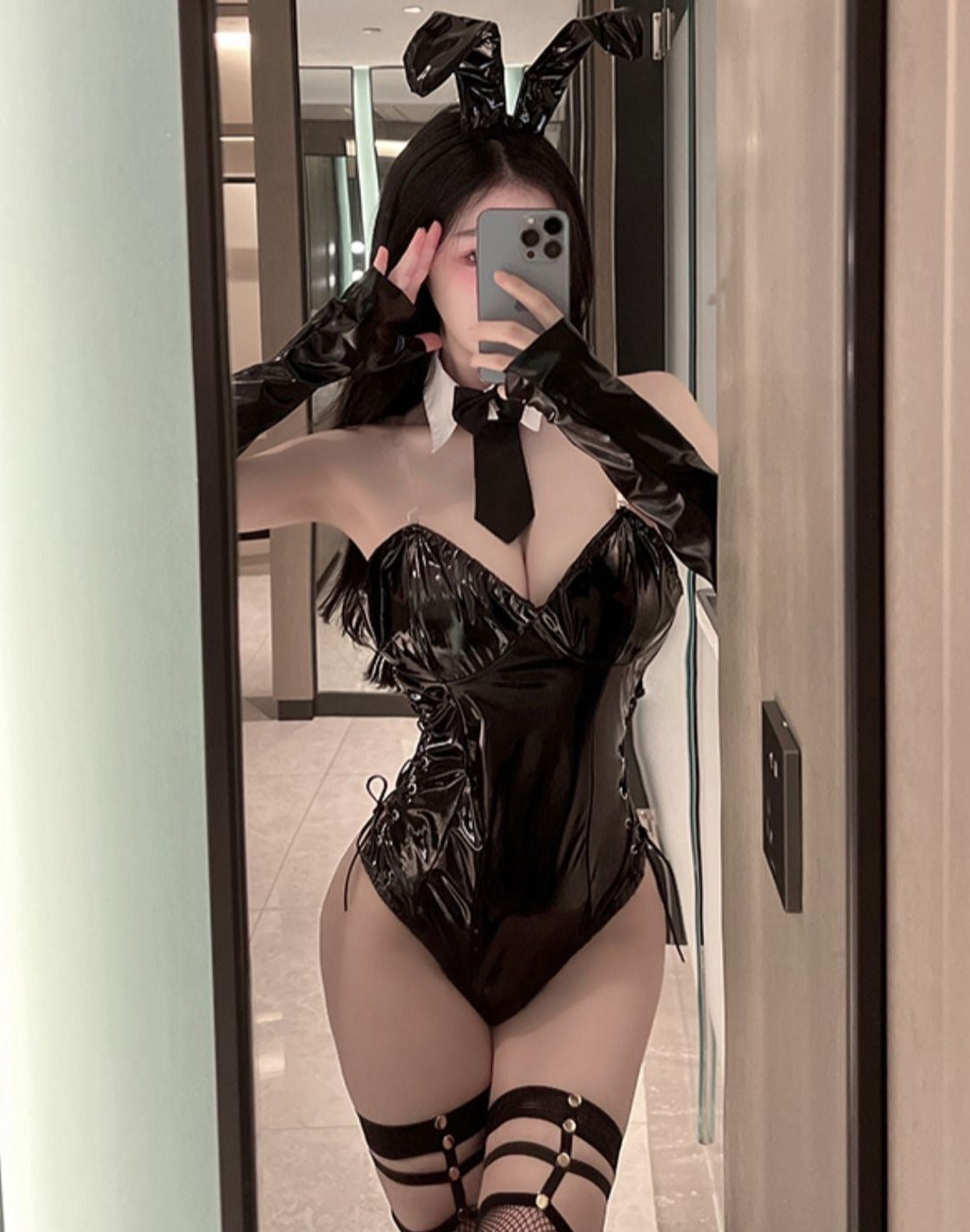 制服诱惑 | 性感火辣高级感兔女郎皮裙